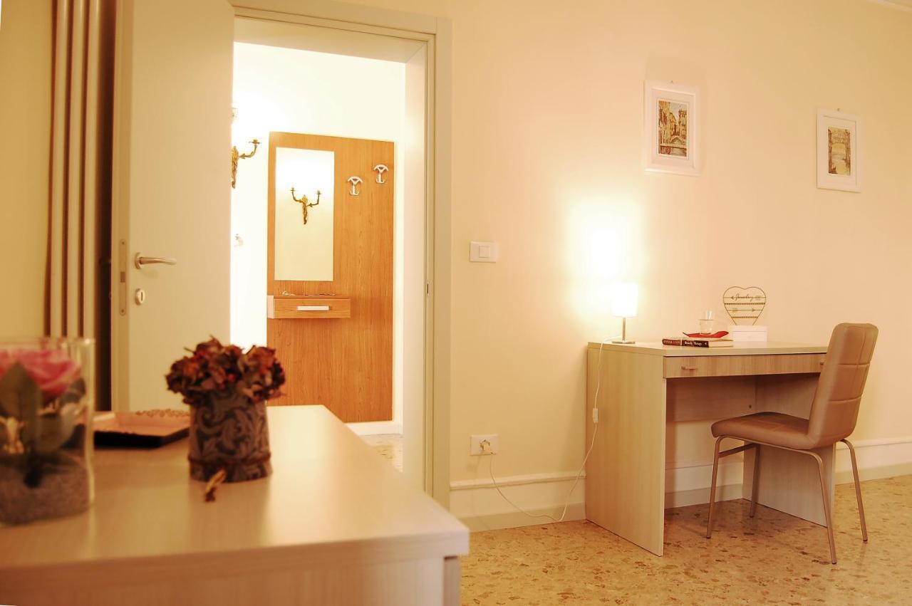 Cozy Quiet Venice Guglie Apartment Kültér fotó