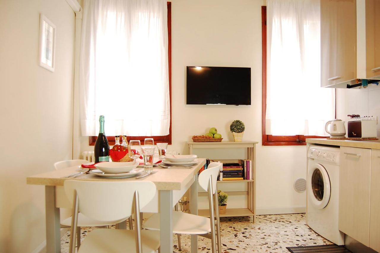 Cozy Quiet Venice Guglie Apartment Kültér fotó